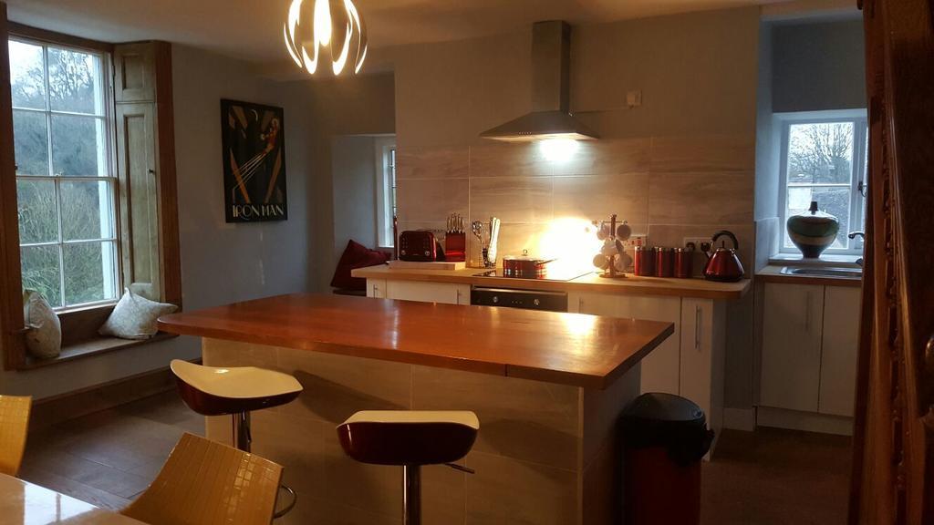 Grigshot Apartment Stroud  Ngoại thất bức ảnh
